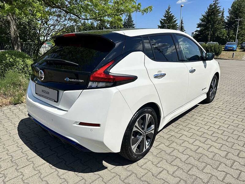 Nissan Leaf 40kWh N-Connecta-OP LED WP 2FL