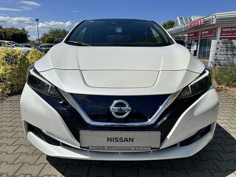 Nissan Leaf 40kWh N-Connecta-OP LED WP 2FL