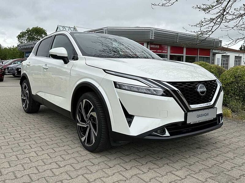 Nissan Qashqai MY22 1.3 DIG-T MHEV 158 PS Xtronic 4x2 T