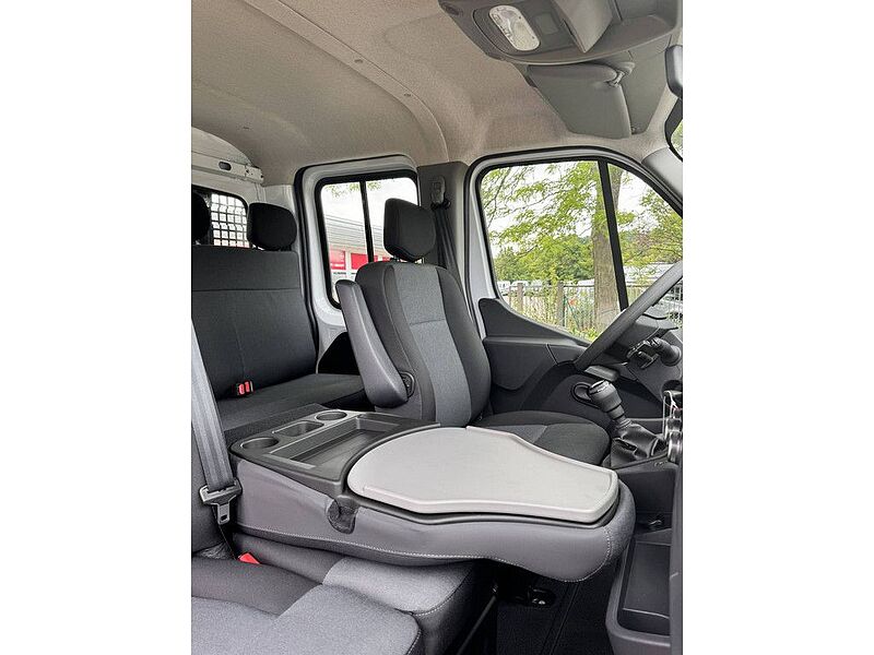 Nissan Interstar D-CAB CB L3H1 35 dCi165 RWD DT MT N-CO