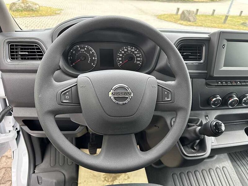 Nissan Interstar S-CAB 3K L2H1 35 dCi165 RWD MT N-CONNE