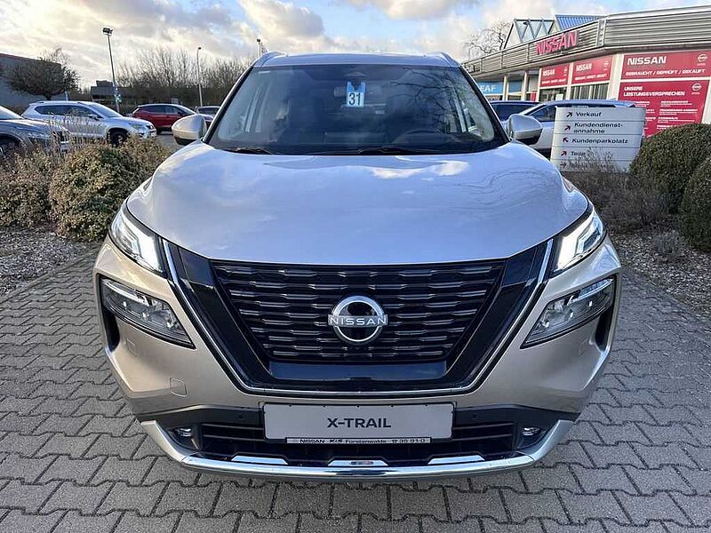 Nissan X-Trail 1.5 VC-T e-4ORCE 213 PS 4x4 Tekna 5 Sitz