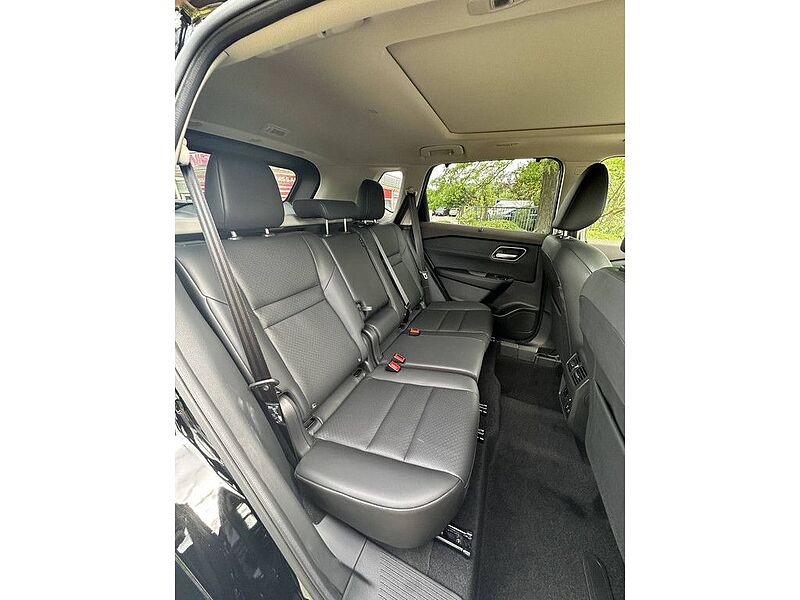 Nissan X-Trail 1.5 VC-T e-POWER 204 PS 4x2 Tekna 5 Sitz