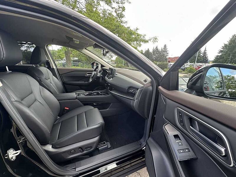 Nissan X-Trail 1.5 VC-T e-POWER 204 PS 4x2 Tekna 5 Sitz