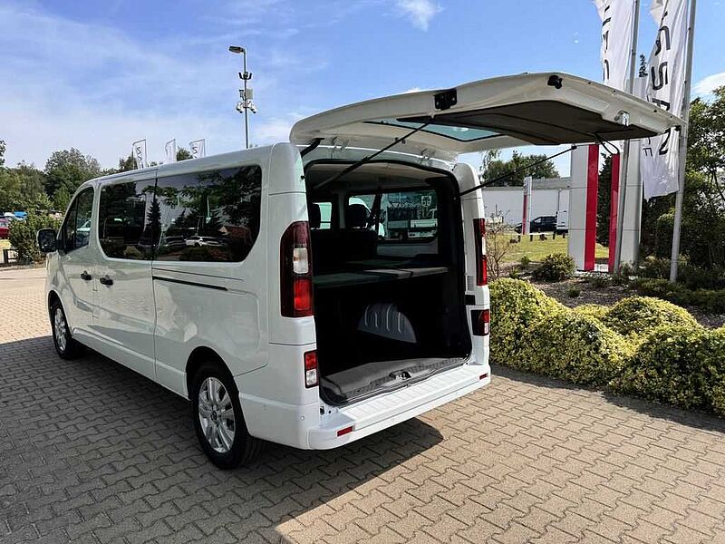 Nissan Primastar Kombi9 L2H1 3,0t dci150 MT TEKNA 2ST H