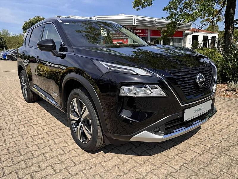 Nissan X-Trail 1.5 VC-T e-4ORCE 213 PS 4x4 Tekna 5 Sitz