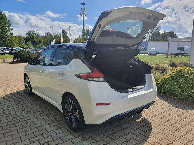 Nissan Leaf Tekna-OP 40kWh LED 360 BFS LM VL BL