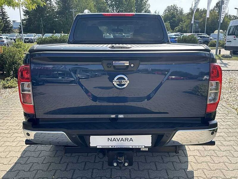 Nissan Navara DC TEKNA 190PS 7AT 4WD DIFF AHK SD EB