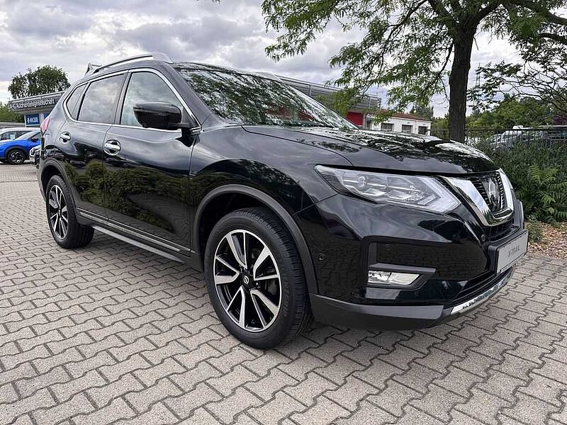 Nissan X-Trail Tekna 1.6 DIG-T 6MT 4x2 5 Sitze PGD TAN