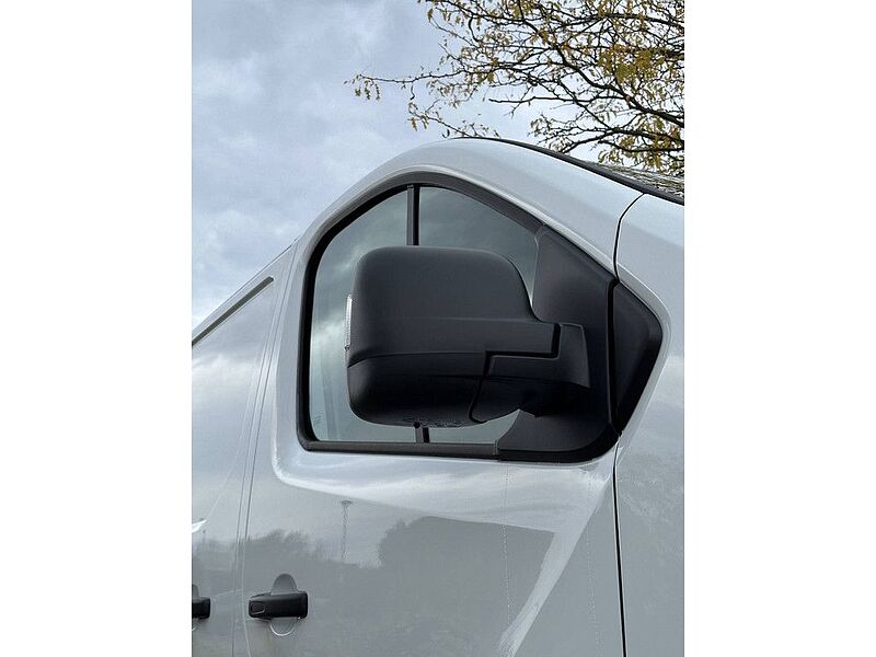 Nissan Primastar Kasten L1H1 3,0t dci130 MT N-CONNECTA