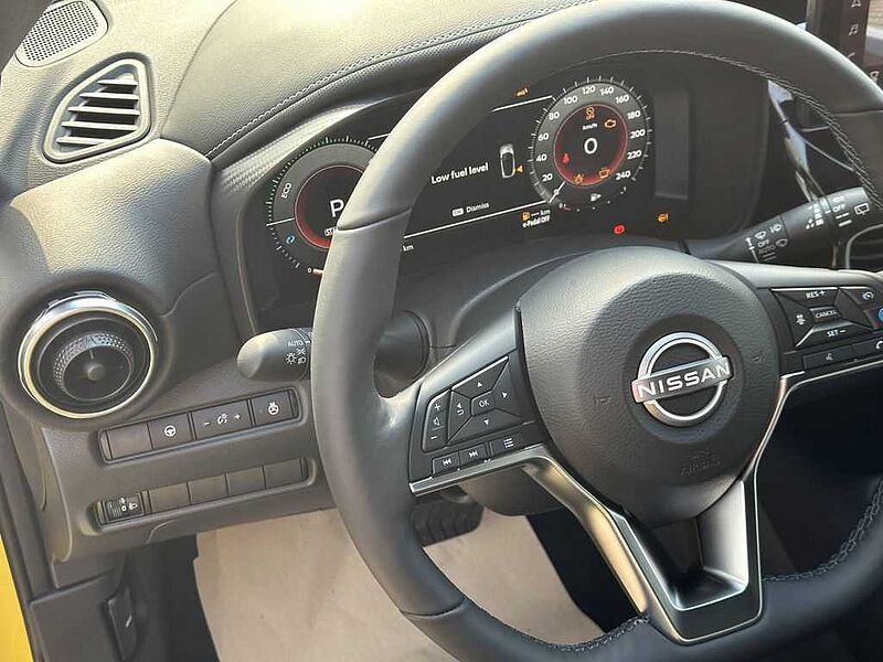 Nissan Juke 1.6 HYBRID 143 PS 4AMT TEKNA 2 Farben Bose